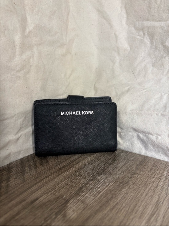 Michael Kors Other - Michael Kors Black Saffiano Leather Card & Key Holder with Gold Logo